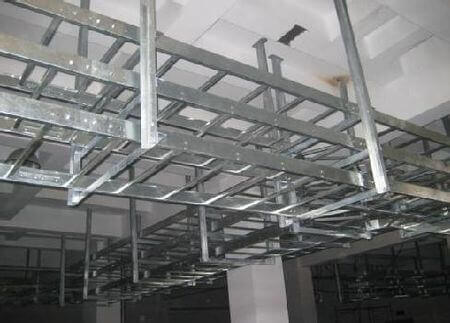 電纜橋架敷設安全間距