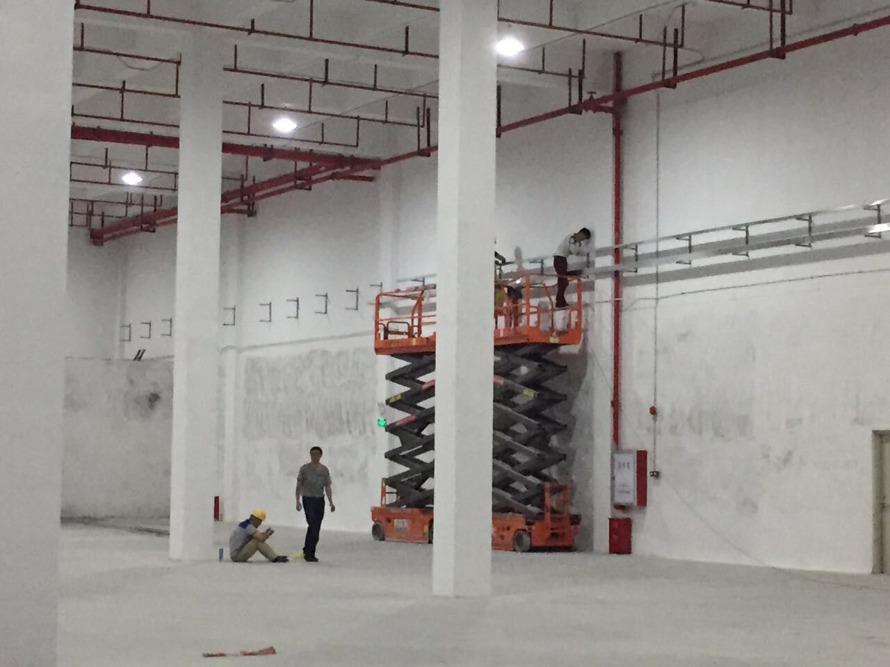 電纜橋架進(jìn)場(chǎng)東莞麻涌分揀中心2